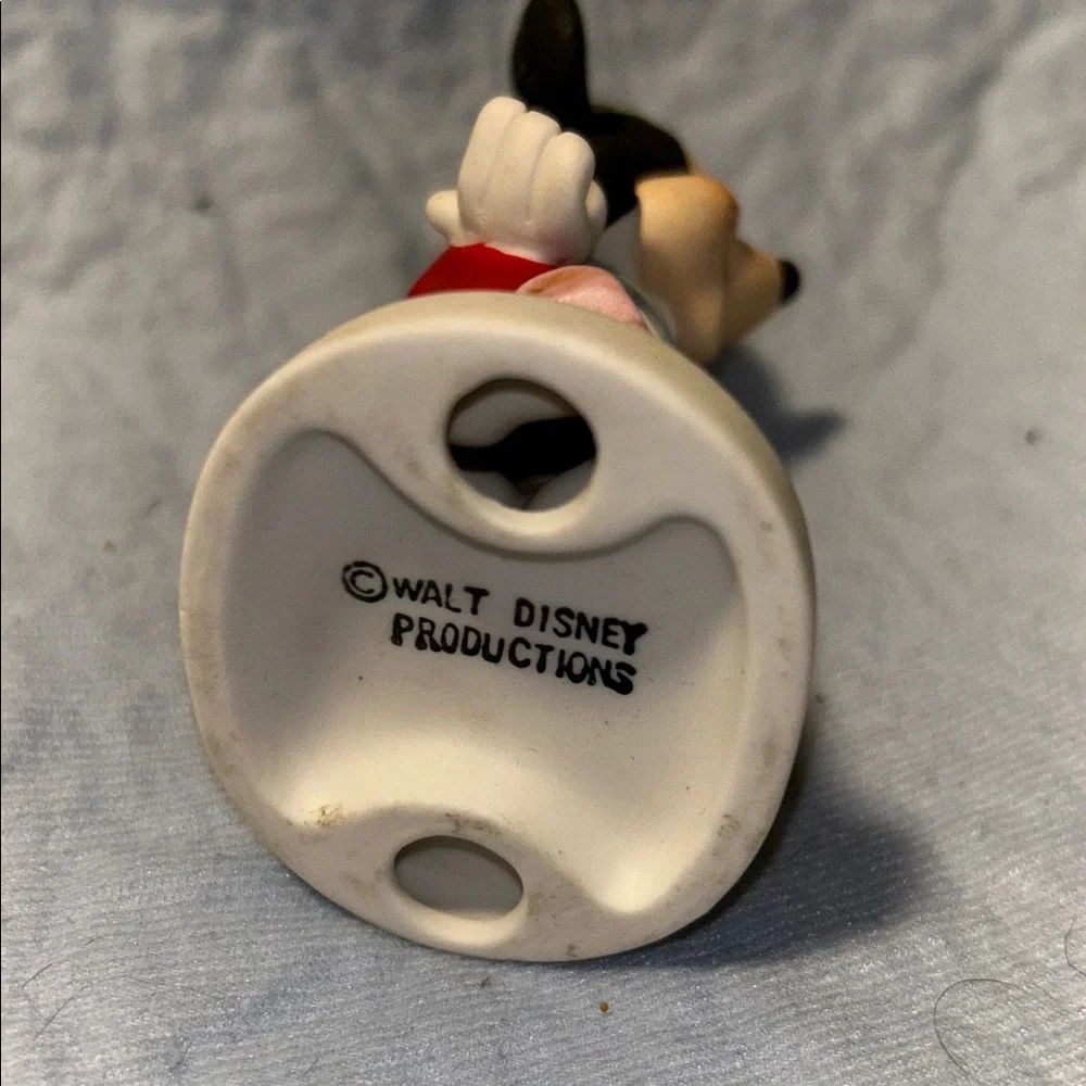 Disney preowned this